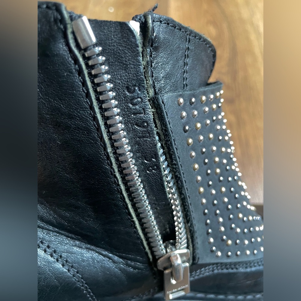 Zadig & Voltaire studded ankle boots - Picture 2 of 16